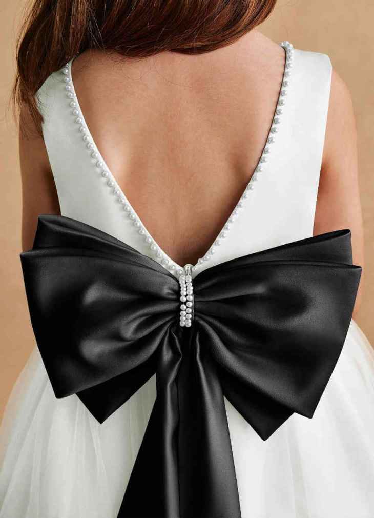 Azazie Cookie Tulle Flower Girl Dress(Ivory/Black)